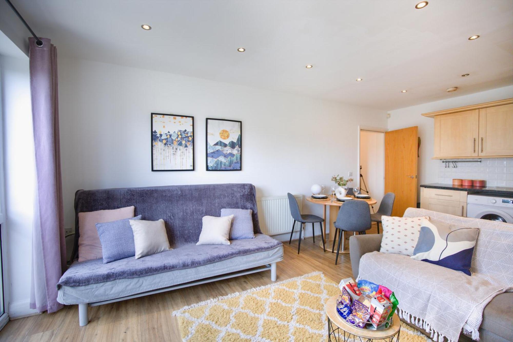 Stratford 2br - Sleeps 5 - Wifi & London